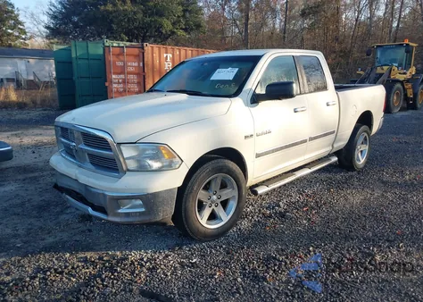 2010 Dodge Ram 1500 Slt/Sport/Trx z USA, uszkodzony, nr VIN 1D7RB1GT8AS226323